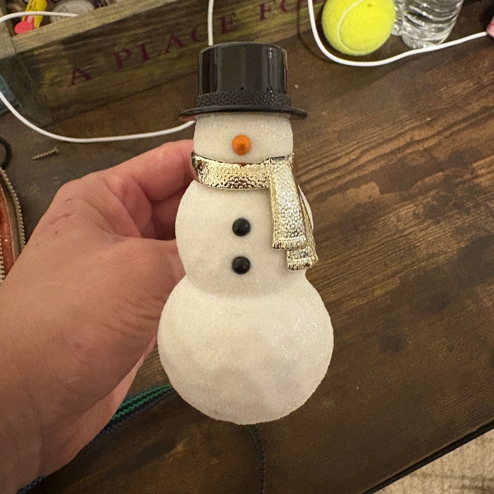 Bath & Body Works Snowman with Black Hat and Gold Scarf Wallflower